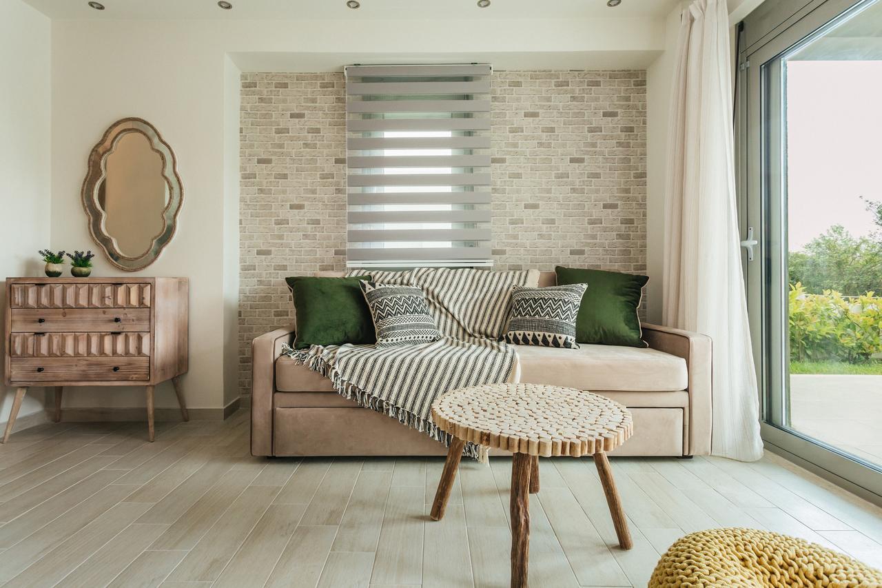Enastron Apartment Pefkochori Bagian luar foto