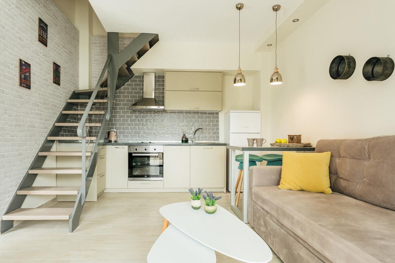 Enastron Apartment Pefkochori Bagian luar foto